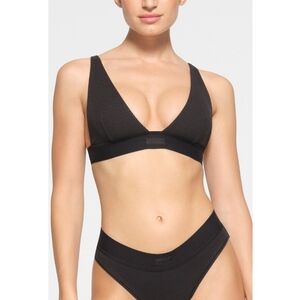 NWT SKIMS Cotton Plunge Bralette Size 4X